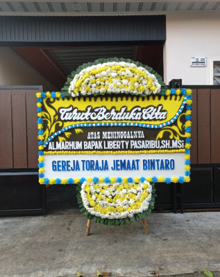 Papan Bunga Duka di Blang Bintang